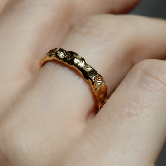 Imperfect Molten Ring - Gold