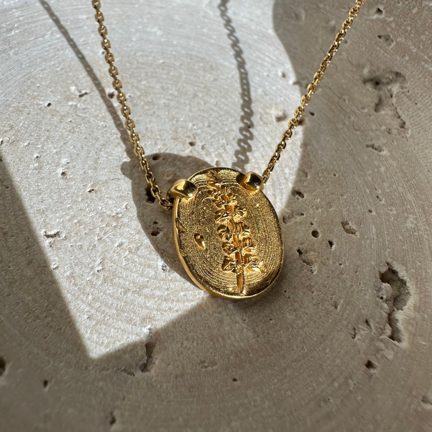 Lupine Coin Pendant - Gold