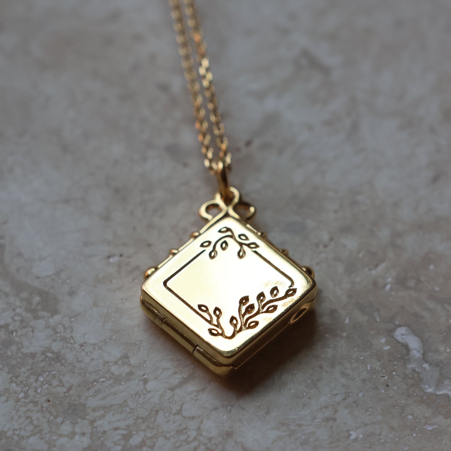 Locket Necklace - Gold