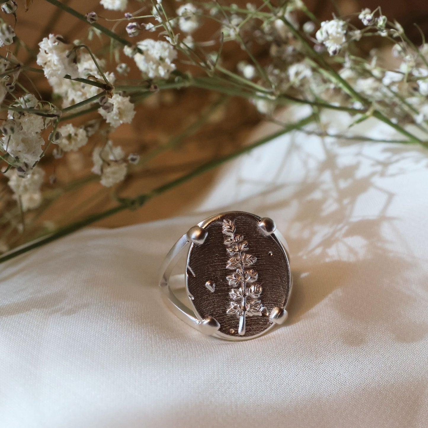 Lupine Coin Ring - Silver